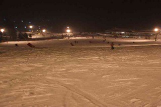 Night skiing – empty slopes!